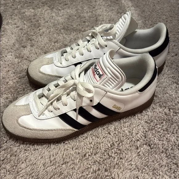 adidas gazelle silver green womens Vintage Adidas Indoor Super Sneakers Women's US 7 – dla dushy